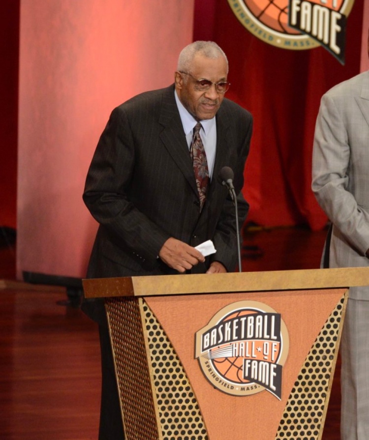 威少退役季场均15.2分列历史第18 乔丹20分仅第7